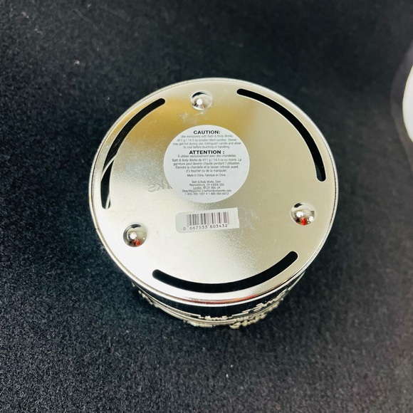 Bath & Body Works BBW 3-Wick Jar Metal Candle Holder - Silver Snowman Snowflakes - Picture 10 of 14